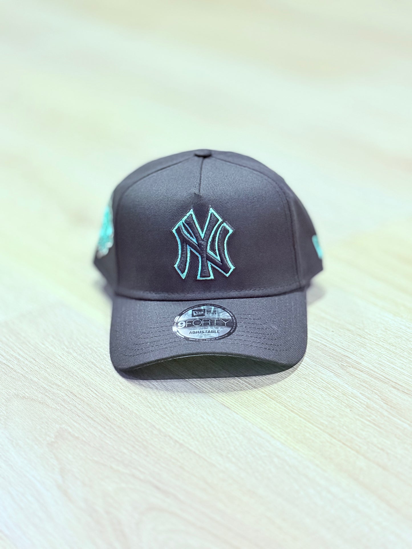 NEW YORK YANKEES SNAPBACK