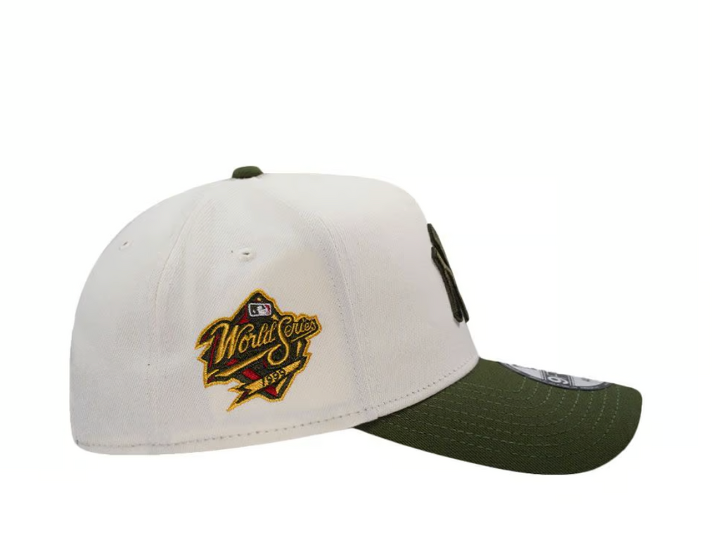 NEW YORK YANKEES SNAPBACK